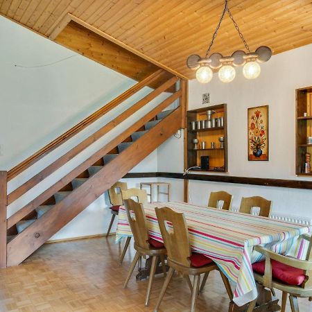 Spacious Chalet In Maishofen Near Forest Extérieur photo