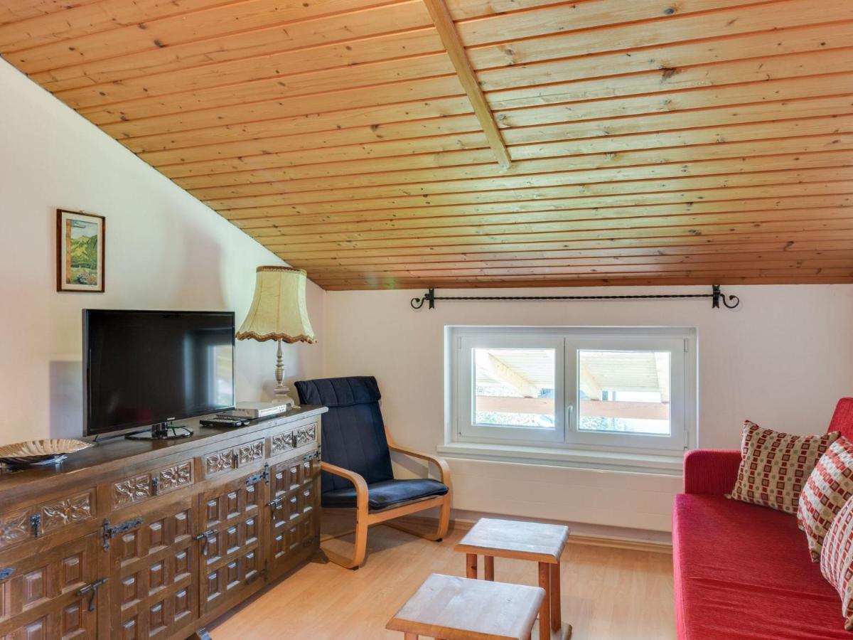 Spacious Chalet In Maishofen Near Forest Extérieur photo