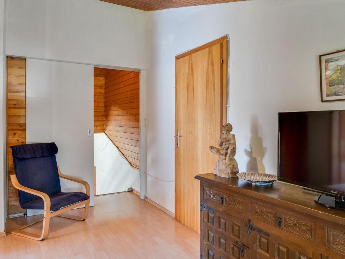 Spacious Chalet In Maishofen Near Forest Extérieur photo